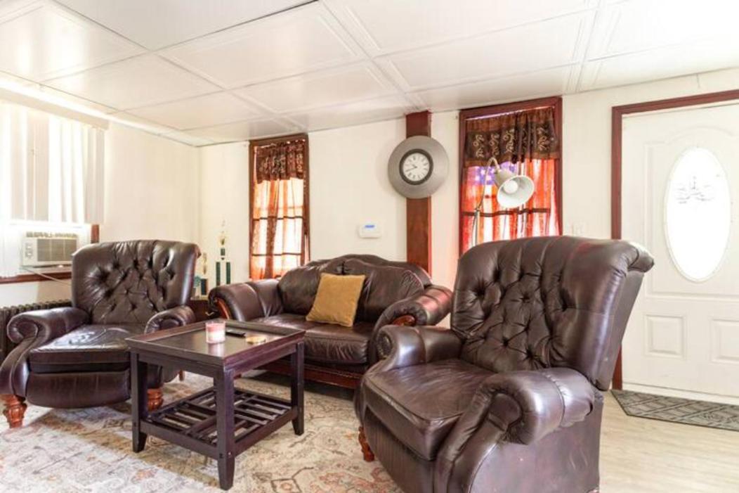 Cozzy Room With Private Entrance And Drive Way Nova Iorque Exterior foto